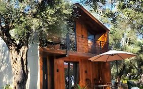 Coratina Cottage